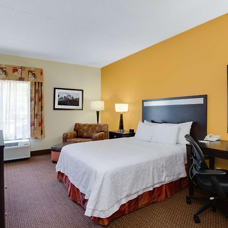 Hampton Inn Pittsburgh/Вест-Міффлін Екстер'єр фото