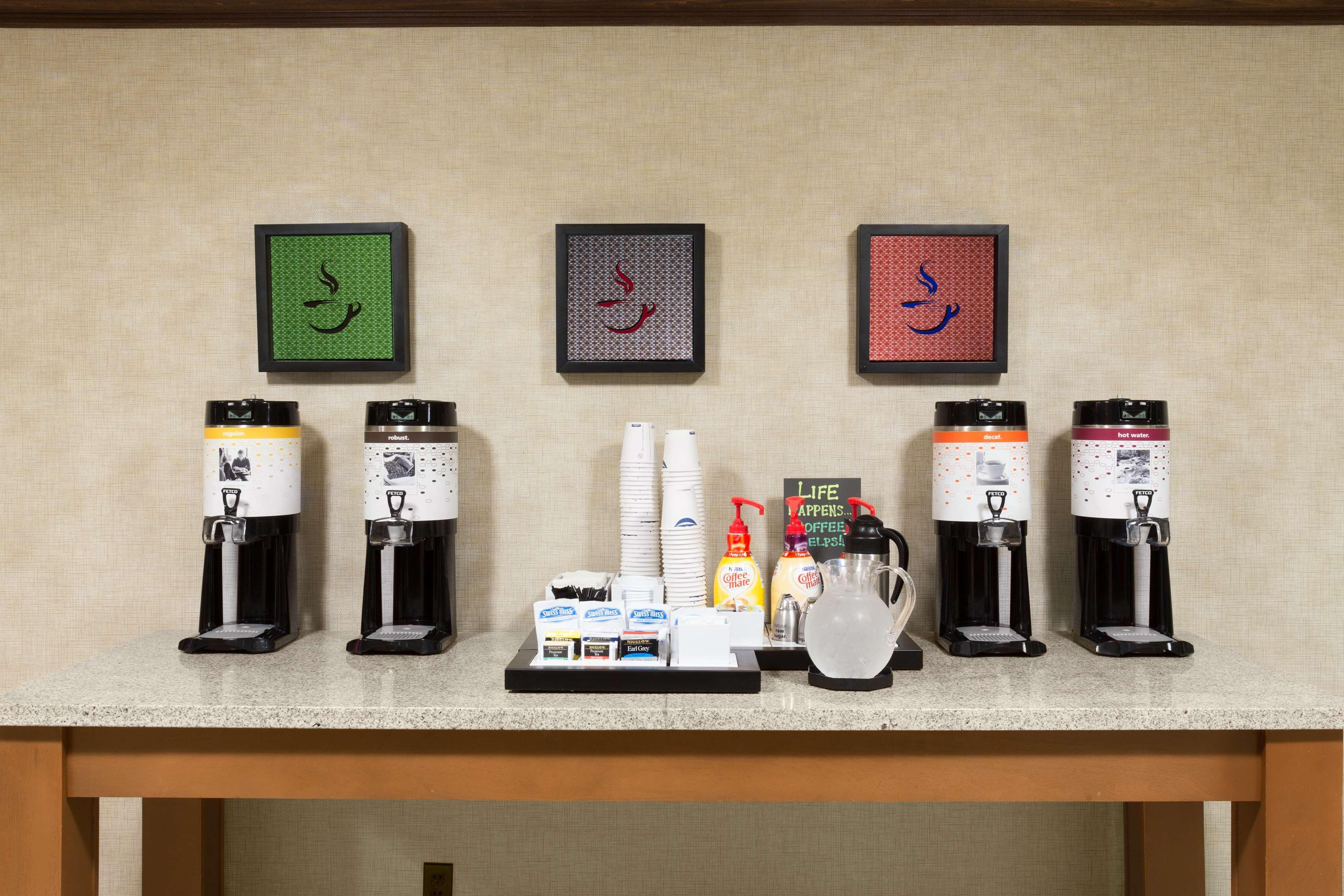 Hampton Inn Pittsburgh/Вест-Міффлін Екстер'єр фото